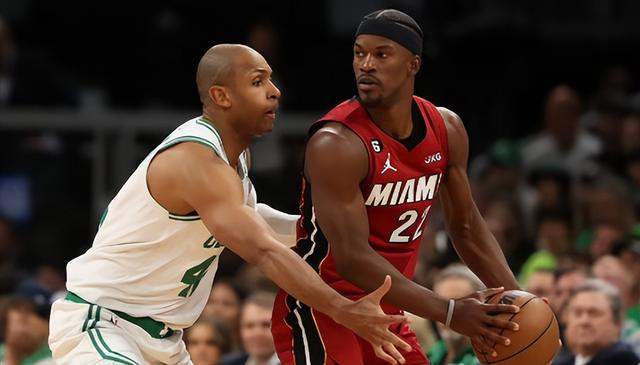 作为国际羽 作为国际羽